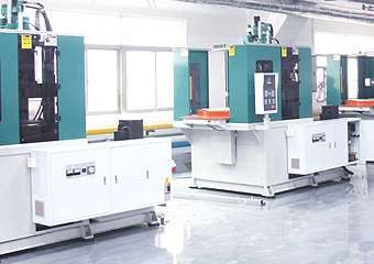 立式高速注塑機中的哪些部件會產生溫度？